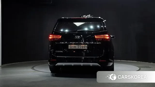 Kia The New Carnival id 3362811 из Кореи 14