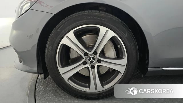 Mercedes-Benz E-Class W213 id 4417175 из Кореи 27