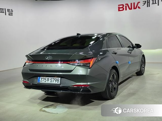 Hyundai Avante Hybrid (CN7) id 3799186 из Кореи 14