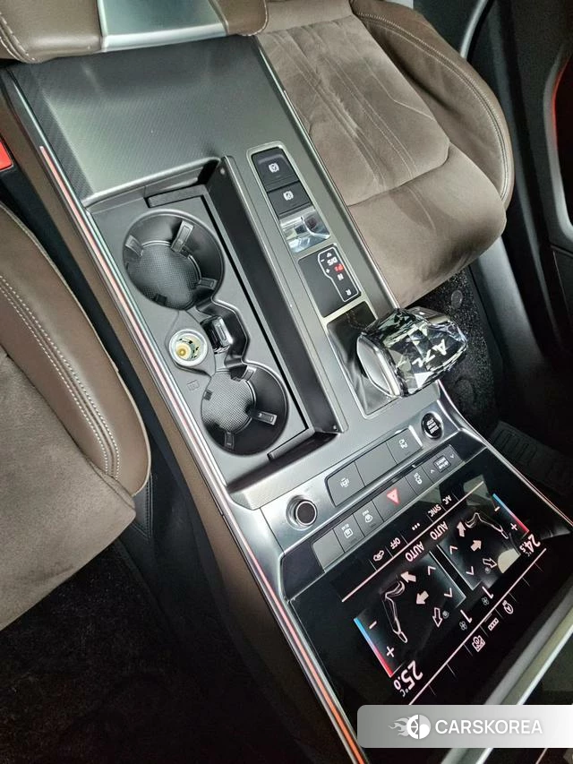 Audi A7L 2024 Черный из Китая, фото 4