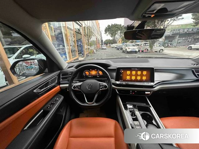 Volkswagen Tourang id 4314857 из Китая 16
