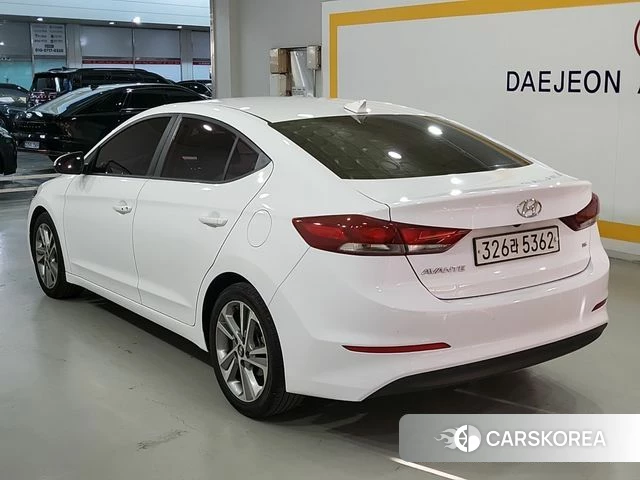 Hyundai Avante AD id 3956002 из Кореи 14