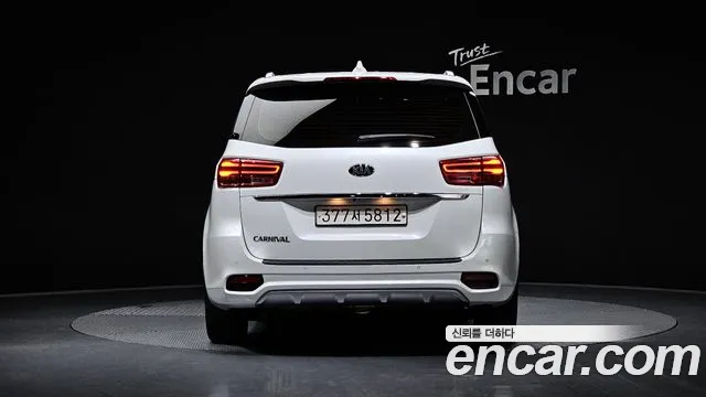 Kia The New Carnival id 2298807 из Кореи 14