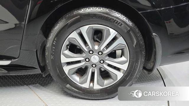 Kia The New Carnival id 4918709 из Кореи 25