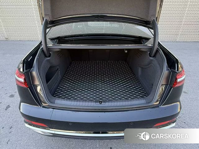 Audi A6L 2023 Черный из Китая, фото 4
