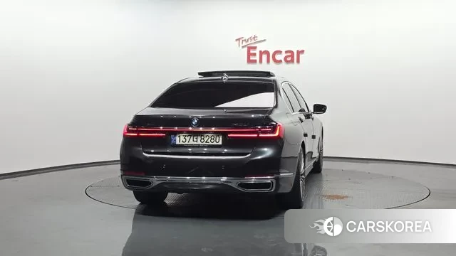 BMW 7 Series (G11) id 2890809 из Кореи 14