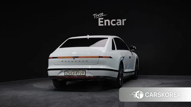 Hyundai Grandeur Hybrid (GN7) id 3365741 из Кореи 14