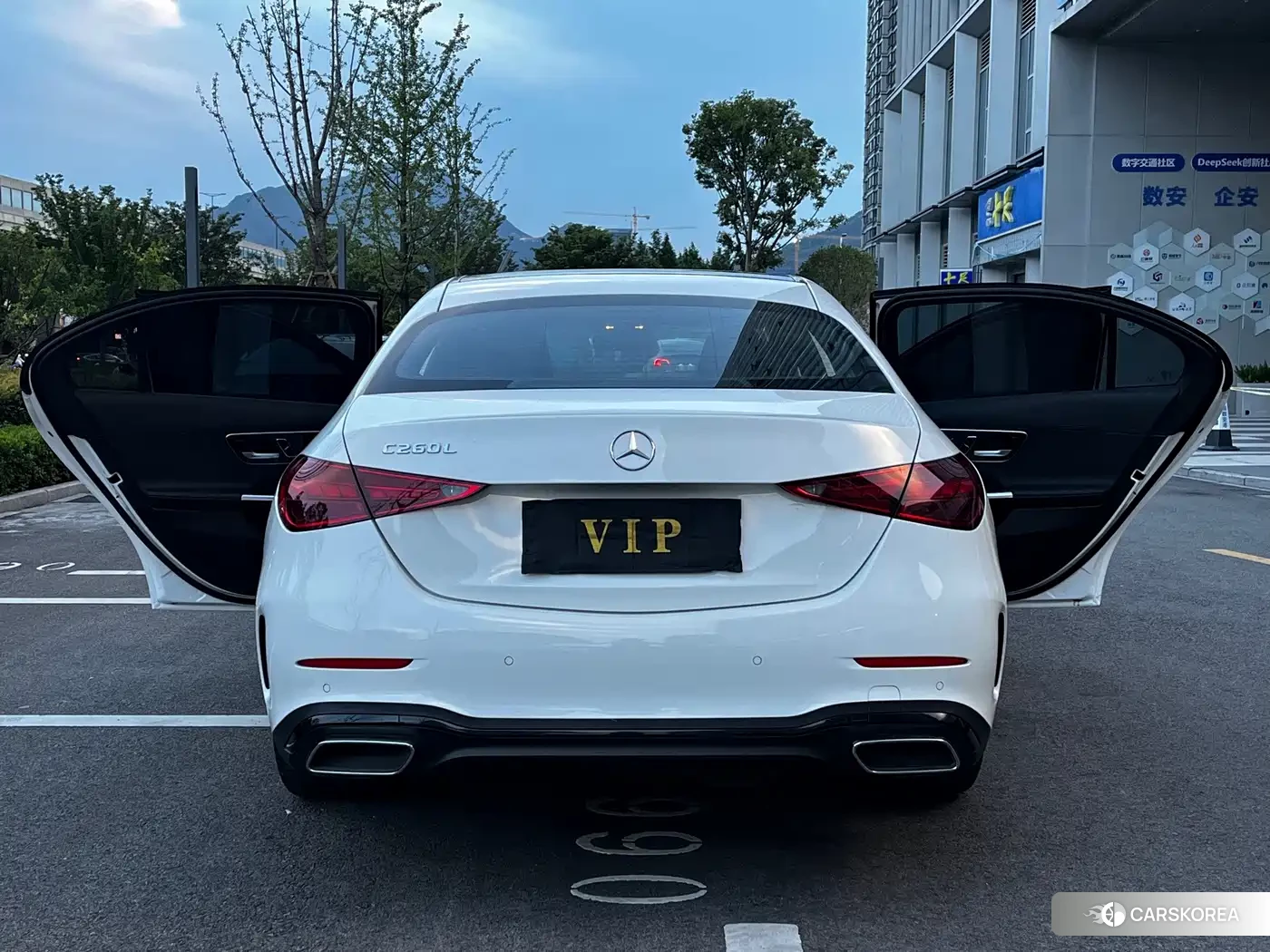 Mercedes-Benz C-class id 4644662 из Китая 10