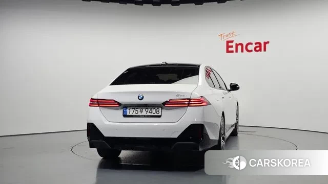 BMW 5 Series (G60) id 3327649 из Кореи 14