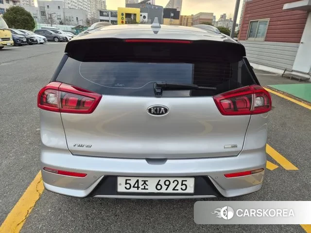 Kia Niro id 3553040 из Кореи 11