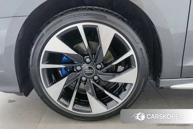 Audi A3 id 4298125 из Китая 18