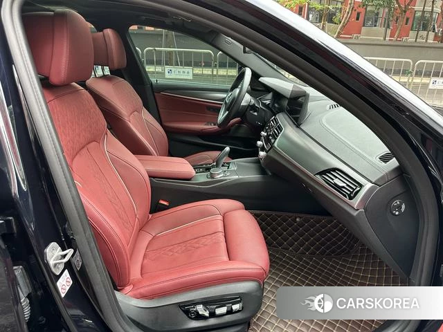 BMW 5 series PHEV id 4227349 из Китая 8