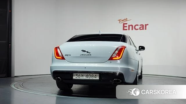 Jaguar All New XJ id 4626401 из Кореи 33