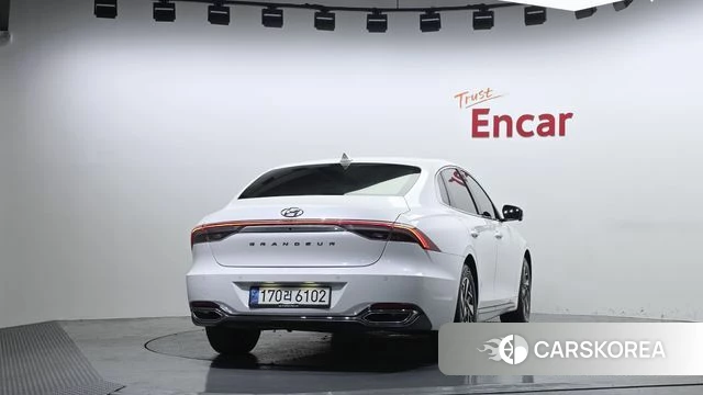 Hyundai The New Grandeur IG Hybrid id 4489268 из Кореи 28