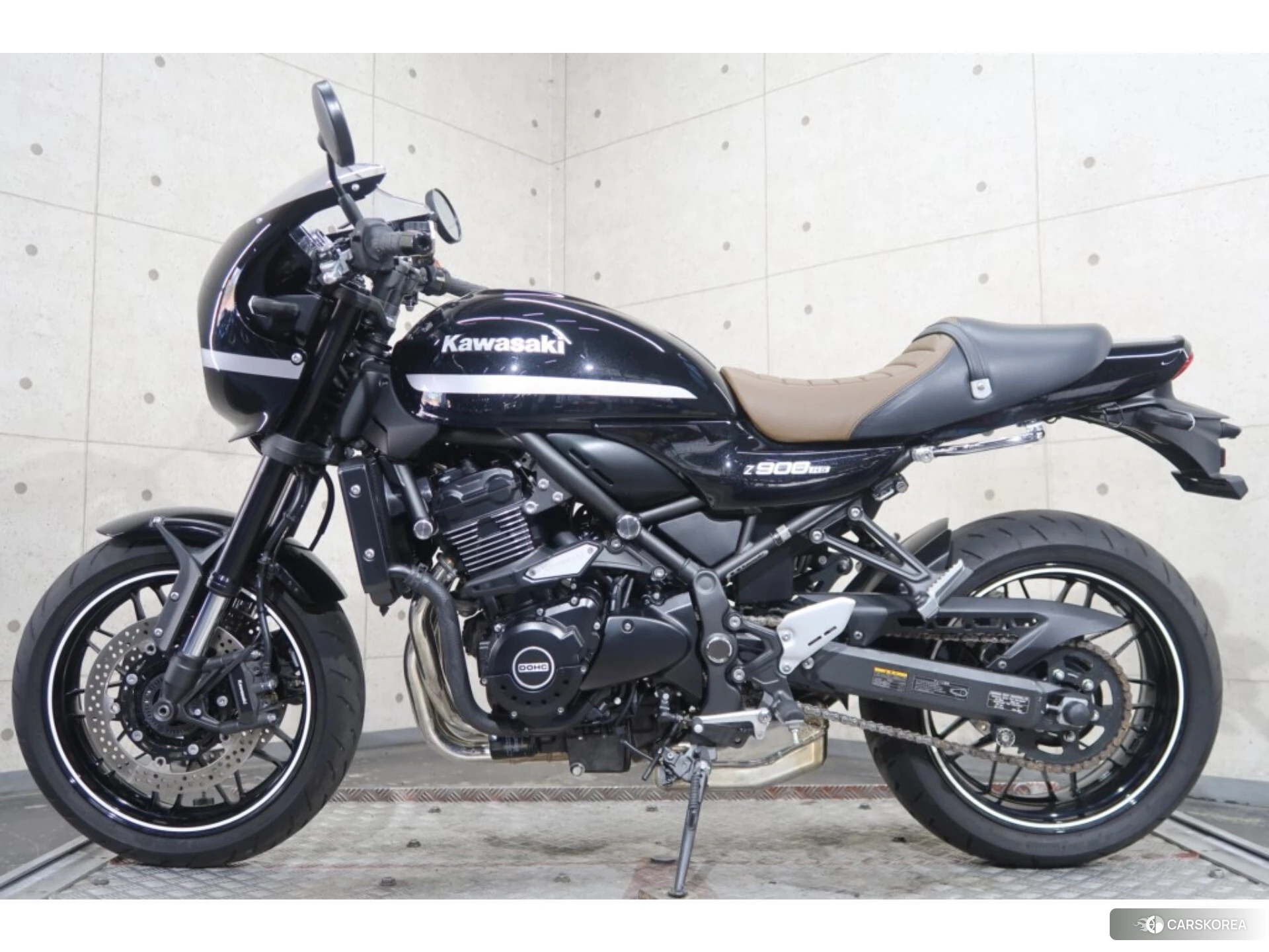 Kawasaki Z900RS CAFE 2021 из Японии, фото 2