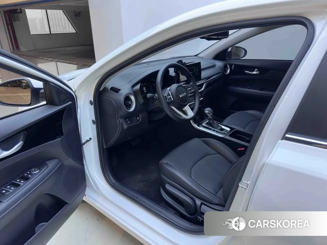 Kia K3 id 4299882 из Китая 16