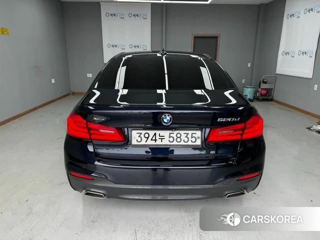 BMW 5 Series (G30) id 4907819 из Кореи 14