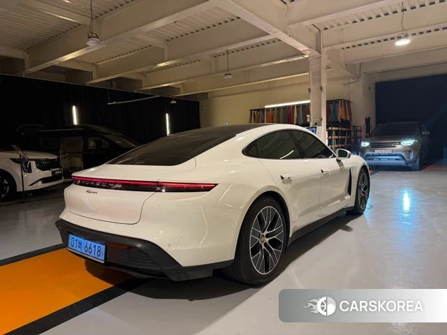 Porsche Taycan id 3805735 из Кореи 12