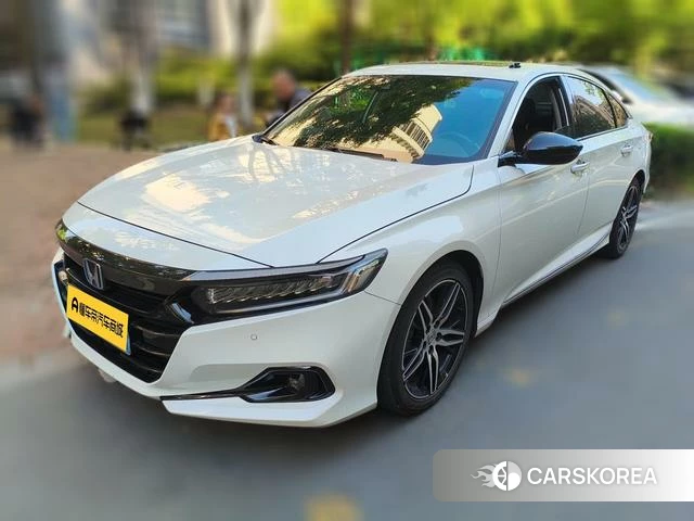Honda Accord 2023 Белый из Китая, фото 4