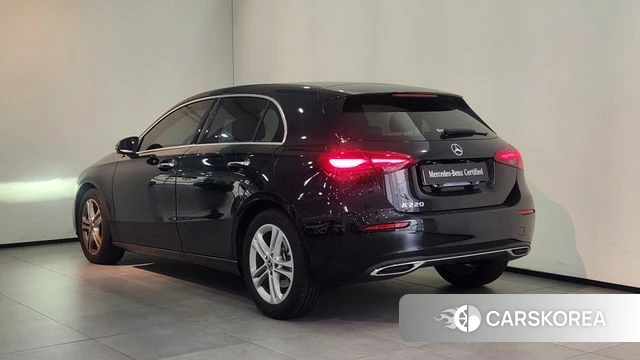 Mercedes-Benz A-Class W177 id 4539999 из Кореи 14