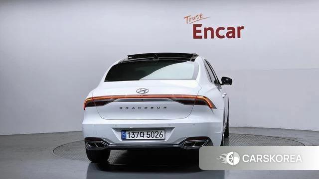 Hyundai The New Grandeur IG id 3819216 из Кореи 14