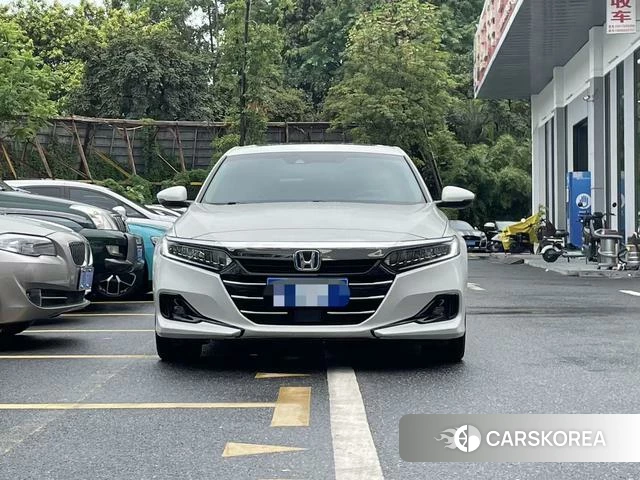 Honda Accord 2022 Белый из Китая, фото 4