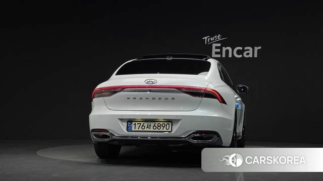 Hyundai The New Grandeur IG id 4676692 из Кореи 32