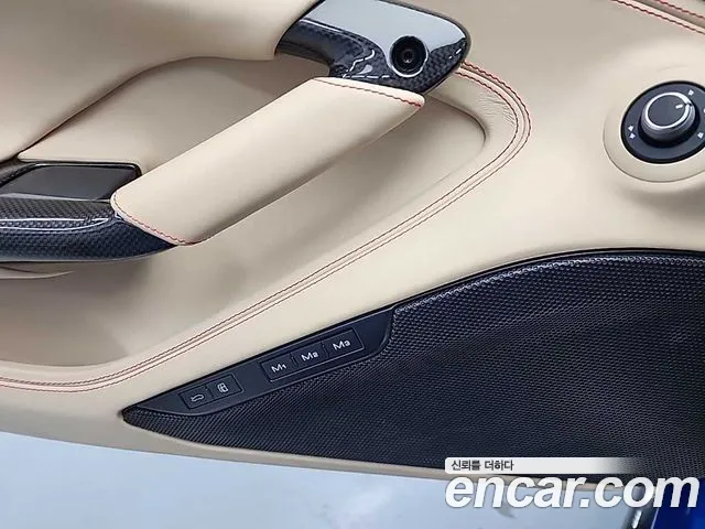 Ferrari F8 Spider id 2699860 из Кореи 14