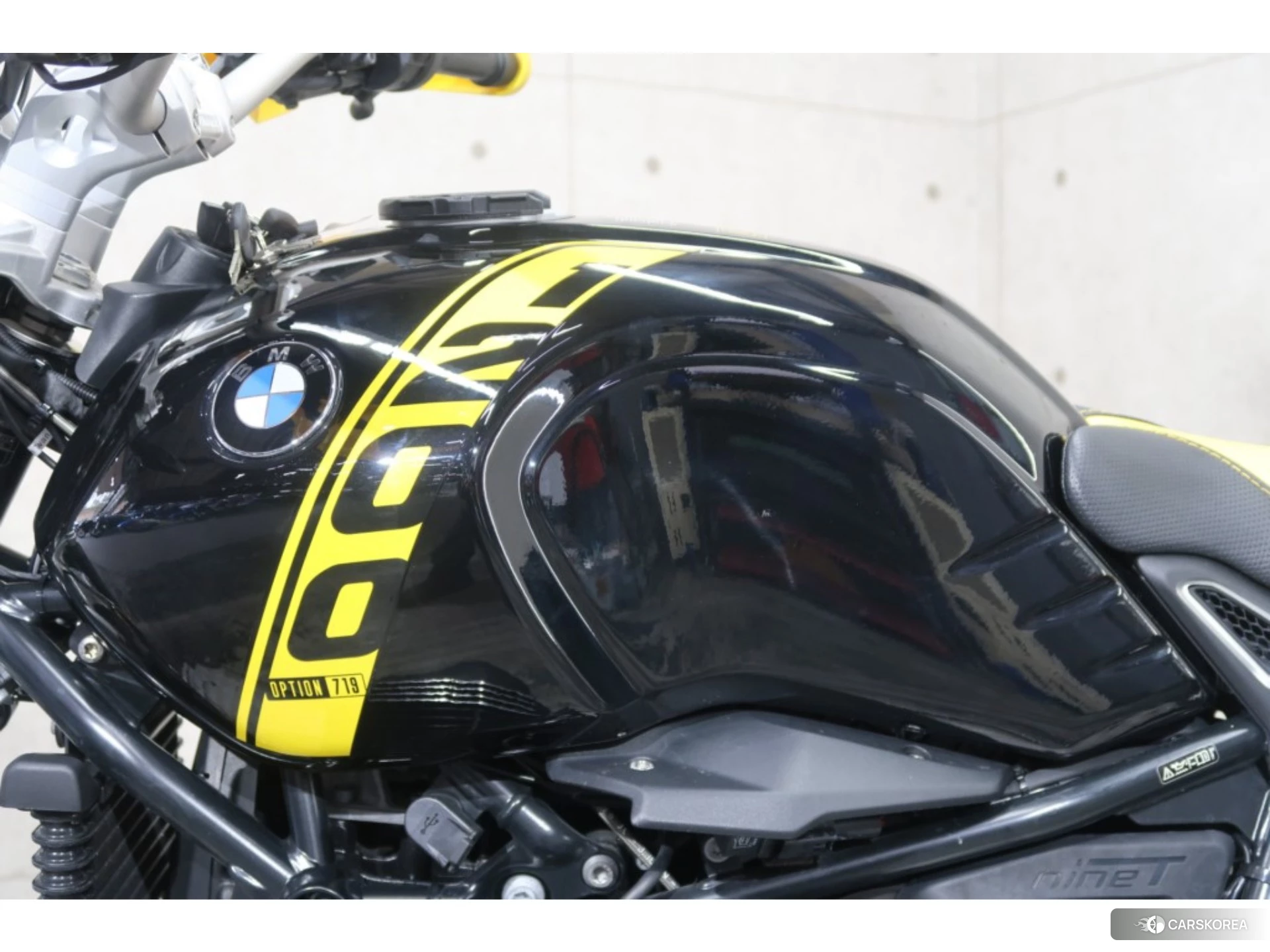 BMW R NINE T URBAN GS id 4379943 из Японии 24