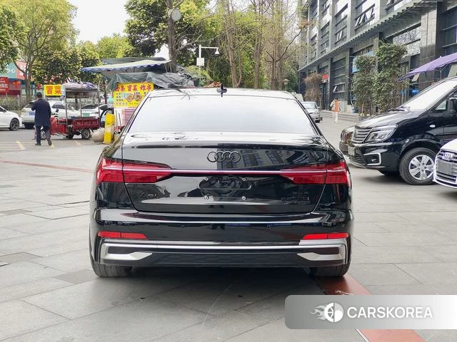 Audi A6L 2025 Черный из Китая, фото 5