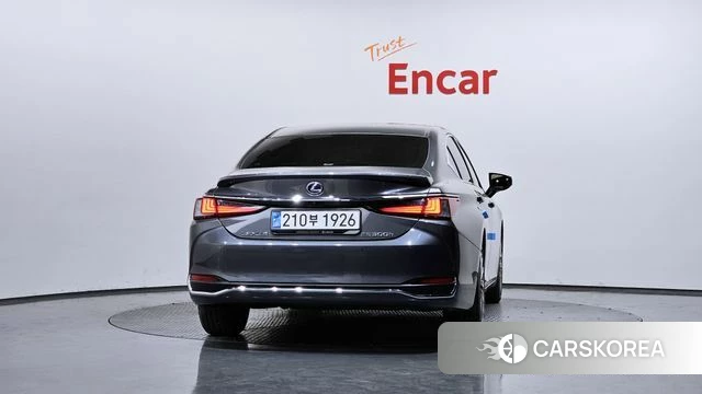Lexus ES300h 7th generation id 4195283 из Кореи 34