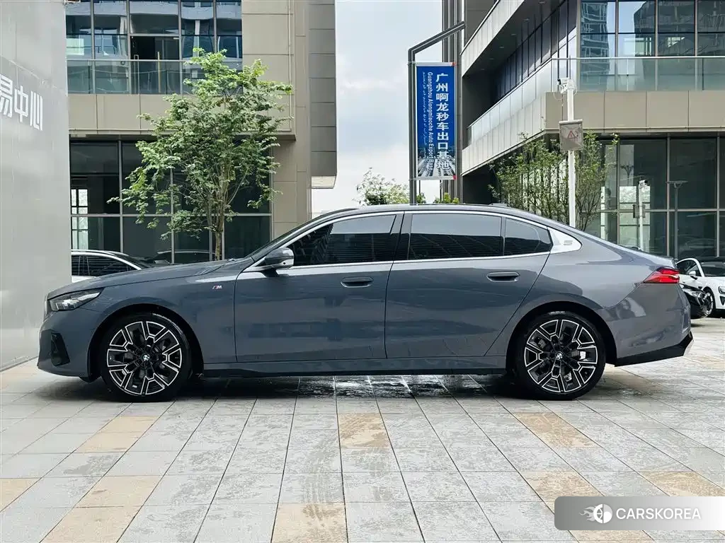 BMW 5 series id 4600914 из Китая 16