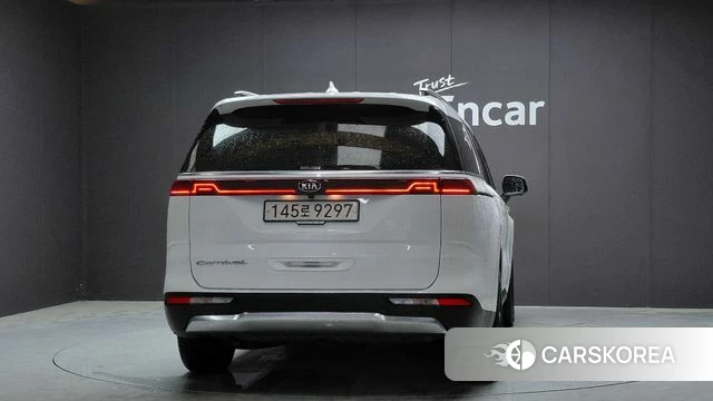 Kia Carnival 4th generation id 4567850 из Кореи 24