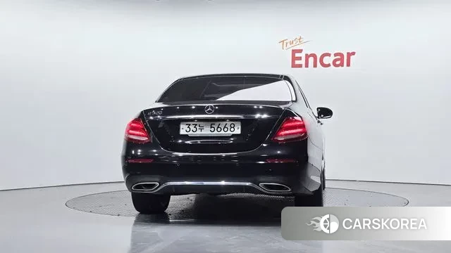 Mercedes-Benz E-Class W213 id 3723574 из Кореи 14