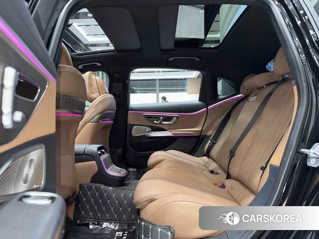 Mercedes-Benz E-class 2024 Черный из Китая, фото 5