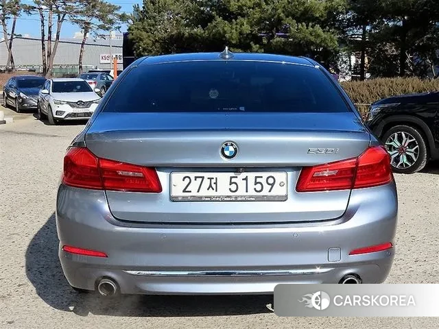 BMW 5 Series (G30) id 3709123 из Кореи 14