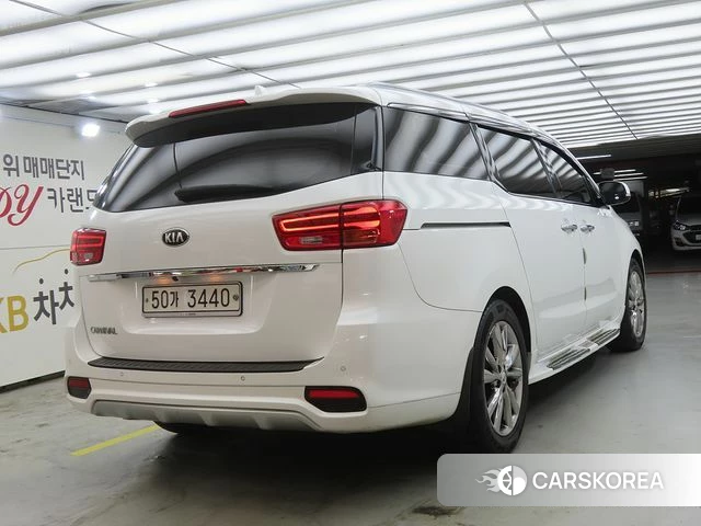 Kia The New Carnival id 4680250 из Кореи 14