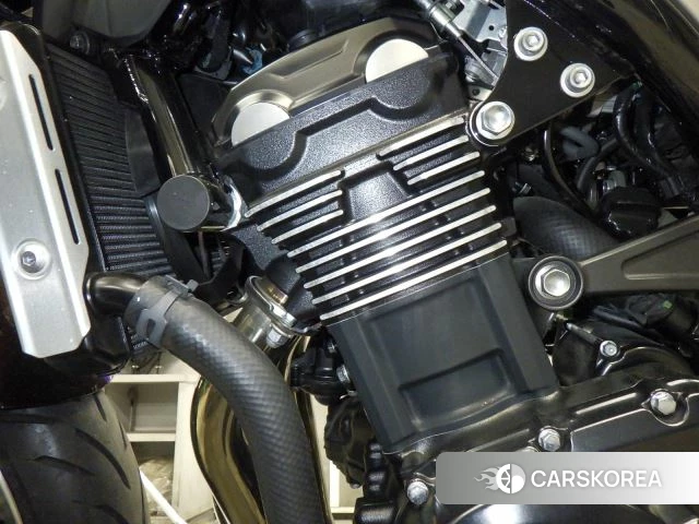Engine photo