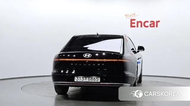 Hyundai Grandeur (GN7) id 3581251 из Кореи 14