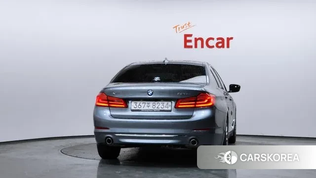 BMW 5 Series (G30) id 3714175 из Кореи 14