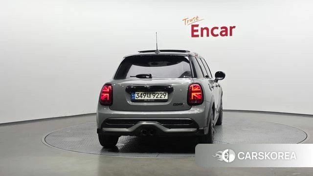 Mini Cooper S id 4572924 из Кореи 28