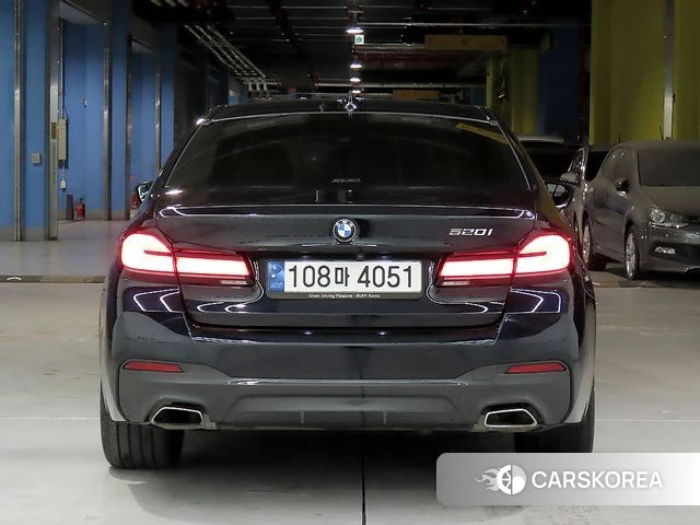 BMW 5 Series (G30) id 4625055 из Кореи 14