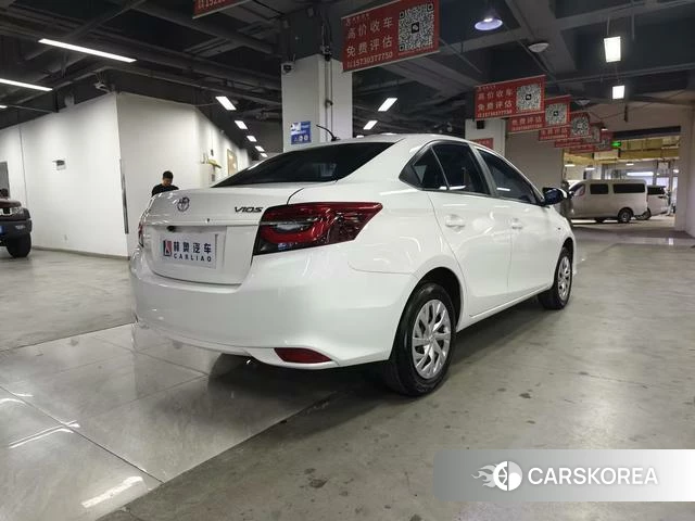 Toyota Vios 2021 Белый из Китая, фото 4