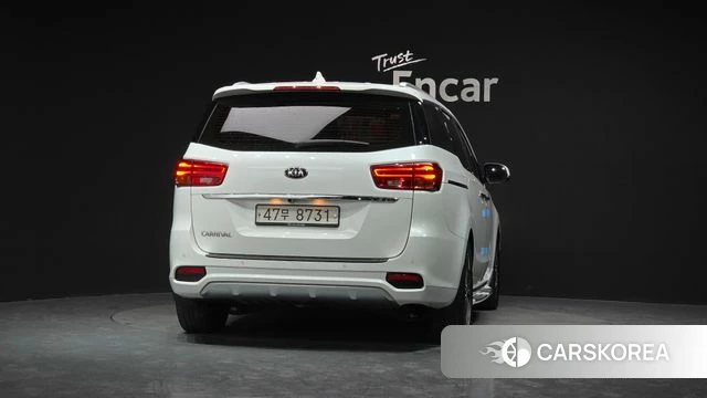 Kia The New Carnival id 4180610 из Кореи 14