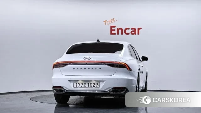 Hyundai The New Grandeur IG id 3759916 из Кореи 14