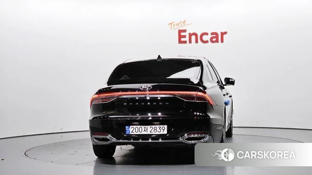 Hyundai The New Grandeur IG id 4930097 из Кореи 28