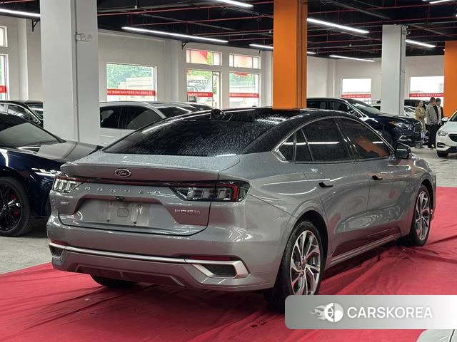Ford Mondeo id 4241911 из Китая 9