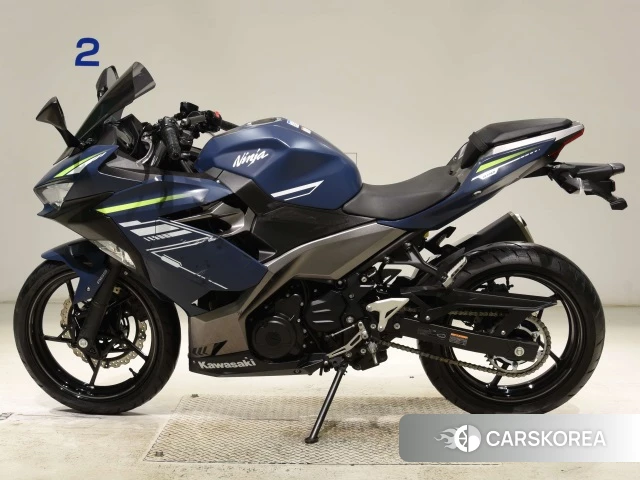 Проданный Kawasaki NINJA 400 2021 из Японии