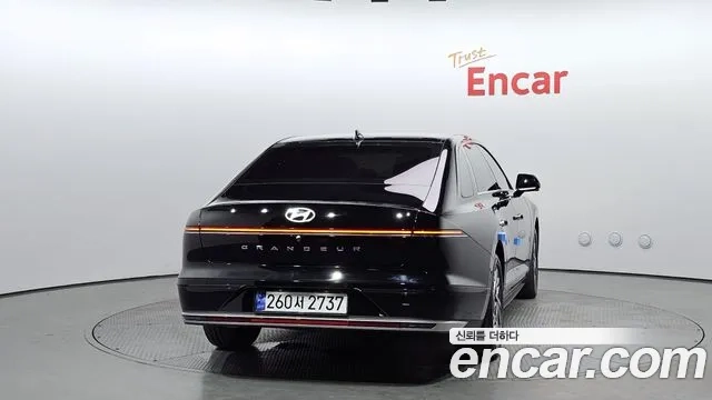 Hyundai Grandeur (GN7) id 2943384 из Кореи 14