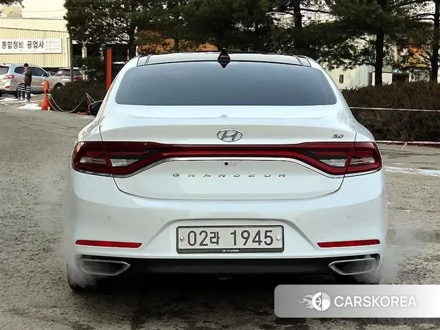 Hyundai Grandeur IG id 3622723 из Кореи 14